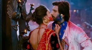 Ram-Leela Deepika kisses Ranveer Singh